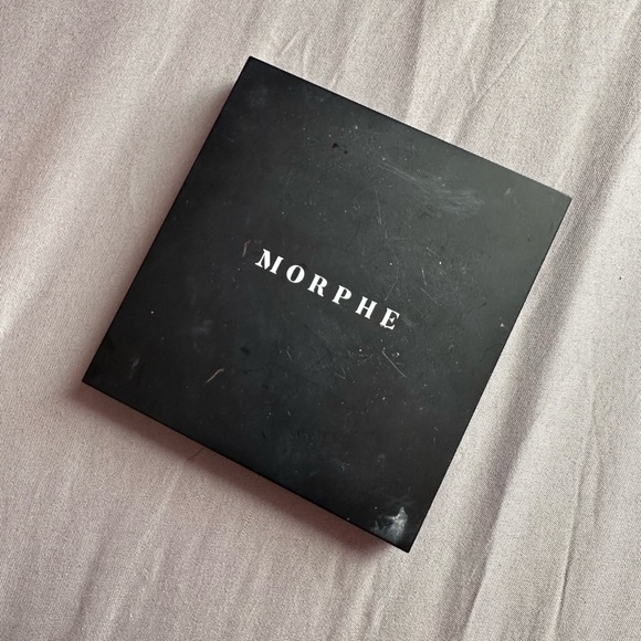 Morphe - 9D Eyeshadow Pallette - Picture 3 of 5